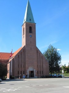 helleruplund kirke gravsten